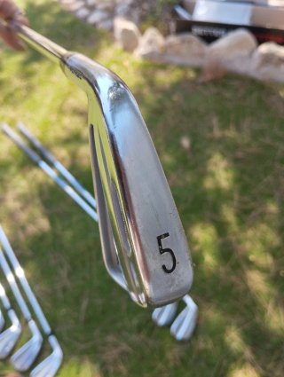 Set de palos de golf para zurdos
