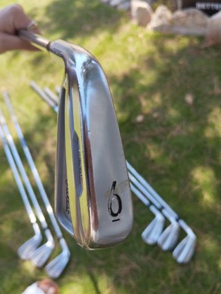 Set de palos de golf para zurdos