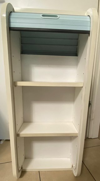 Mobiletto con serranda bianco e azzurro