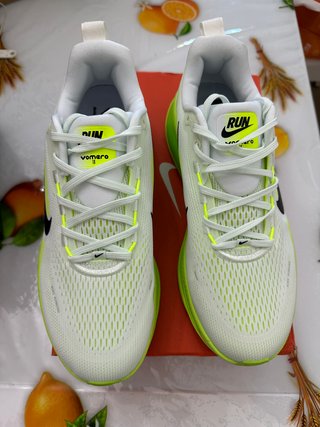 Zapatillas Nike Vomero 18