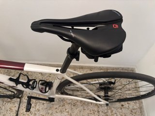 Bicicleta de carretera BH 2025