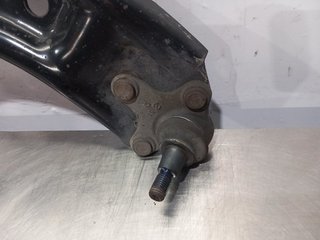 BRAZO SUSPENSION INFERIOR DELANTERO DERECHO SKODA