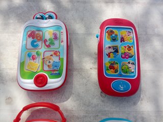 Set 4 Telefoni Giocattolo Bimbi
