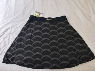 Falda Desigual con defecto