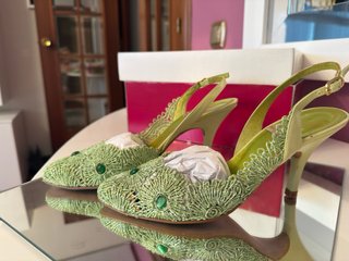 Zapatos de tacón verdes talla 38 Tacón de 7 cm.