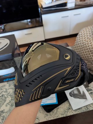Máscara Dye i5 Invision paintball/airsoft