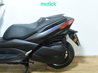 YAMAHA XMAX 300