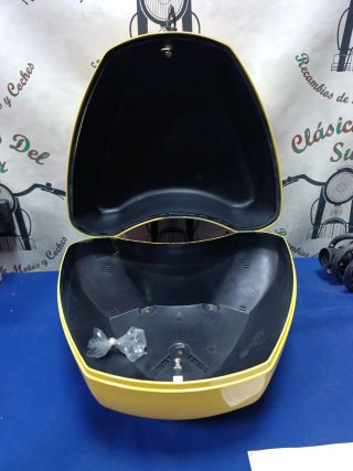 Baúl Cofre Moto Piaggio Amarillo