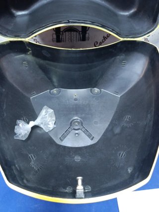 Baúl Cofre Moto Piaggio Amarillo