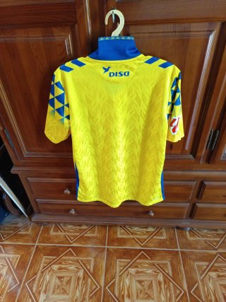 Camiseta U.D. Hummel Amarilla y Azul,45 unidad