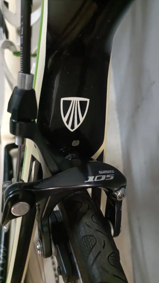Bicicleta de carretera de carbono Trek