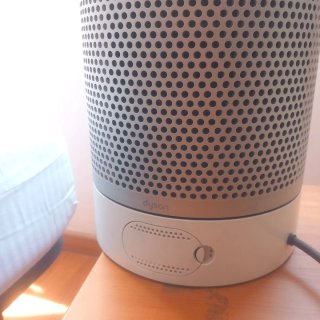 Ventilador Dyson Plata y Blanco