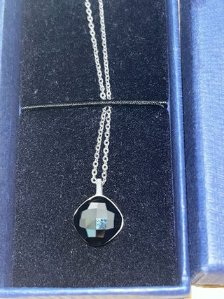 Collar Swarovski original cristal negro y plata