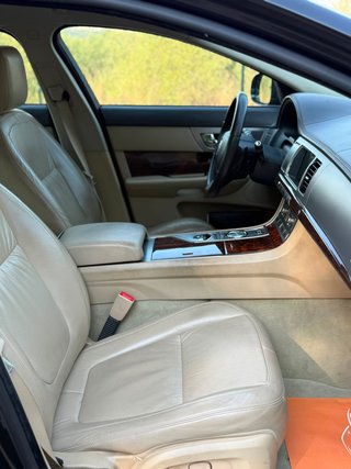 Jaguar XF 2011 3.0v6 gasolina ETIQUETA C