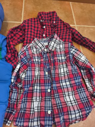 Conjunto Chaleco y Camisas Benetton/Gap