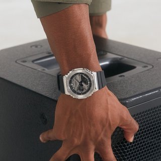 Orologio G-Shock GM-2100-1AER