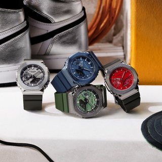 Orologio G-Shock GM-2100-1AER