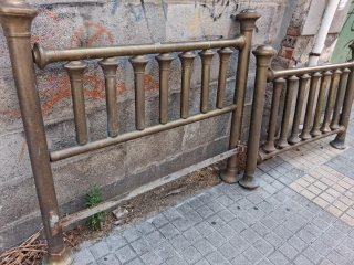 +100 AÑOS CAMA BRONCE LATON 150 BUEN ESTADO