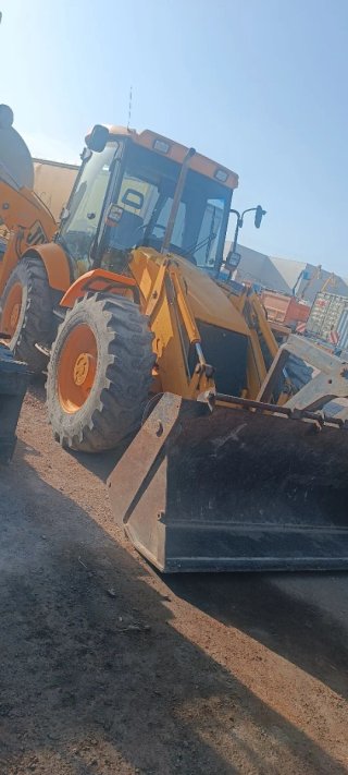Retroexcavadora JCB 4CX Mixta