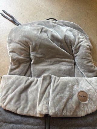 Saco de invierno Tuc Tuc gris con estrellas