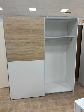 Armario de 2 puertas correderas / Gran capacidad