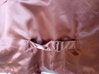 Chaleco de cuero marrón para hombre