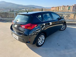Toyota Auris ETIQUETA C 2015
