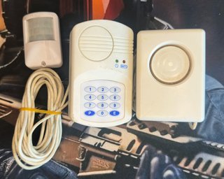 Sistema de Alarme Compacto