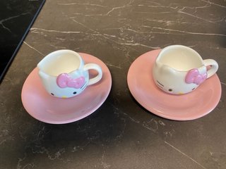 Set 2 tazzine Hello Kitty con piattino