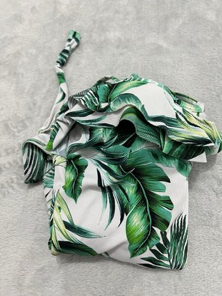 Bañador estampado hojas tropicales