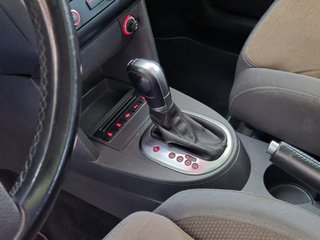 Volkswagen Touran Advance 2.0 TDI 140CV DSG