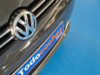 Volkswagen Touran Advance 2.0 TDI 140CV DSG