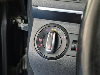 Volkswagen Touran Advance 2.0 TDI 140CV DSG