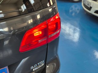 Volkswagen Touran Advance 2.0 TDI 140CV DSG