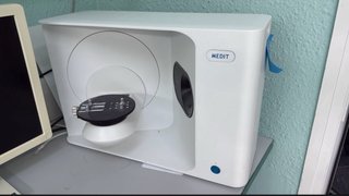 Escáner Dental Medit 700