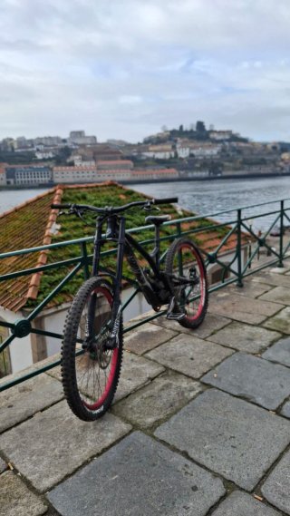 Commencal Supreme v4.2