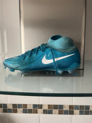 Botas Futbol Nike Phantom Luna Gama Alta
