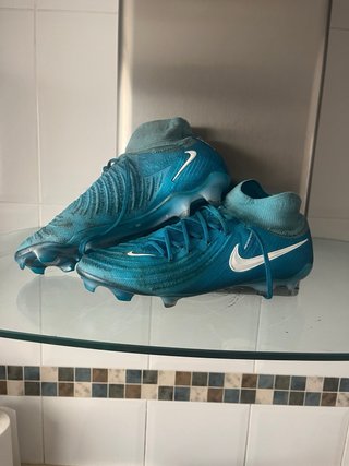 Botas Futbol Nike Phantom Luna Gama Alta