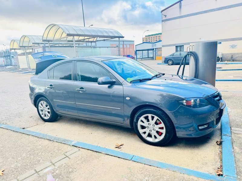 Mazda 3 2007 - foto 1