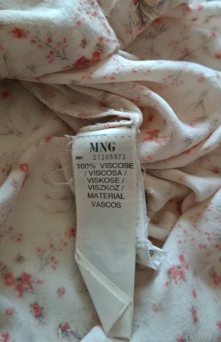 Camiseta floral Mango Talla S