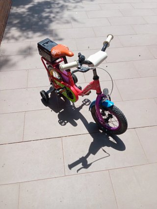 Bicicleta infantil SCOOL roja