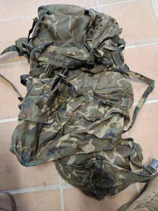 mochila logística militar