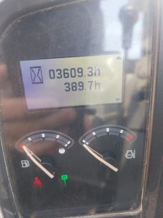 Volvo ECR88 - Año 2014 - 3 cazos