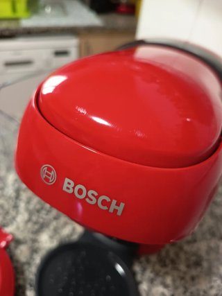 Macchina da caffè Bosch Tassimo Style rossa