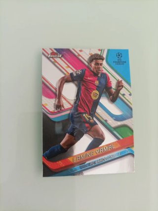 Lamine Yamal Topps Finest 99 UCL 2025