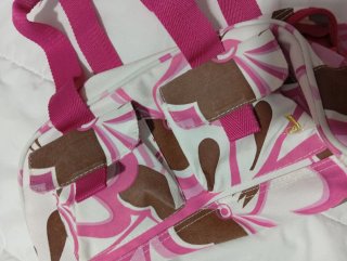 Neceser estampado rosa y marrón