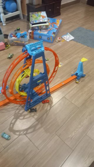 Pista Hot Wheels en perfecto estado