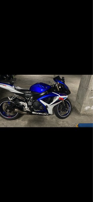 Suzuki GSXR 600 K7 Deportiva Azul/Blanca