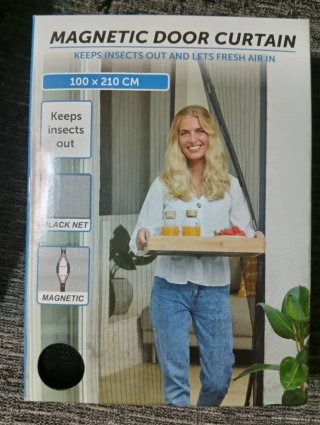 Mosquitera para puerta con imanes