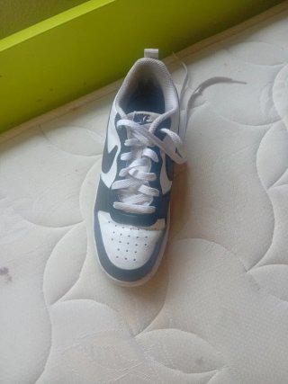 Zapatillas Nike Negras y Blancas